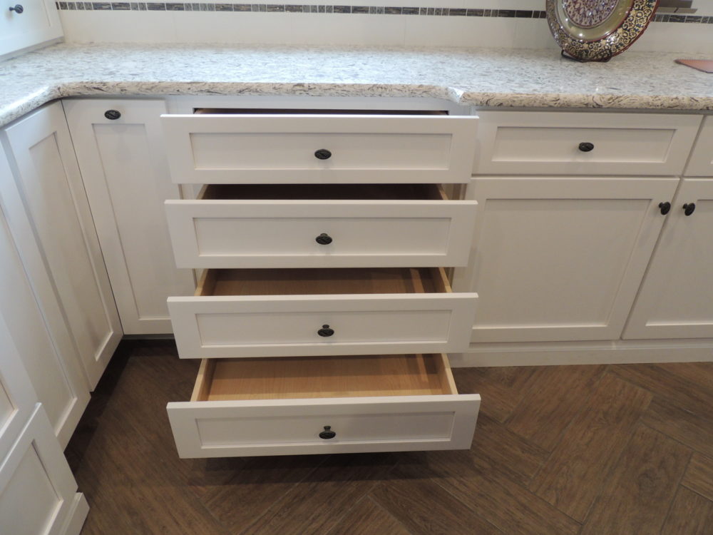 White Shaker Pull Out Shelf (Rollout Tray) - Nelson Cabinetry